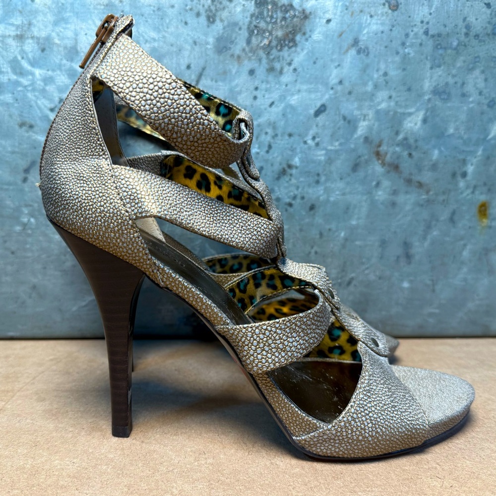 Bisou Bisou Women's Metallic Silver Gray Open Toe Stud Heels 4" Size 10 AB 266